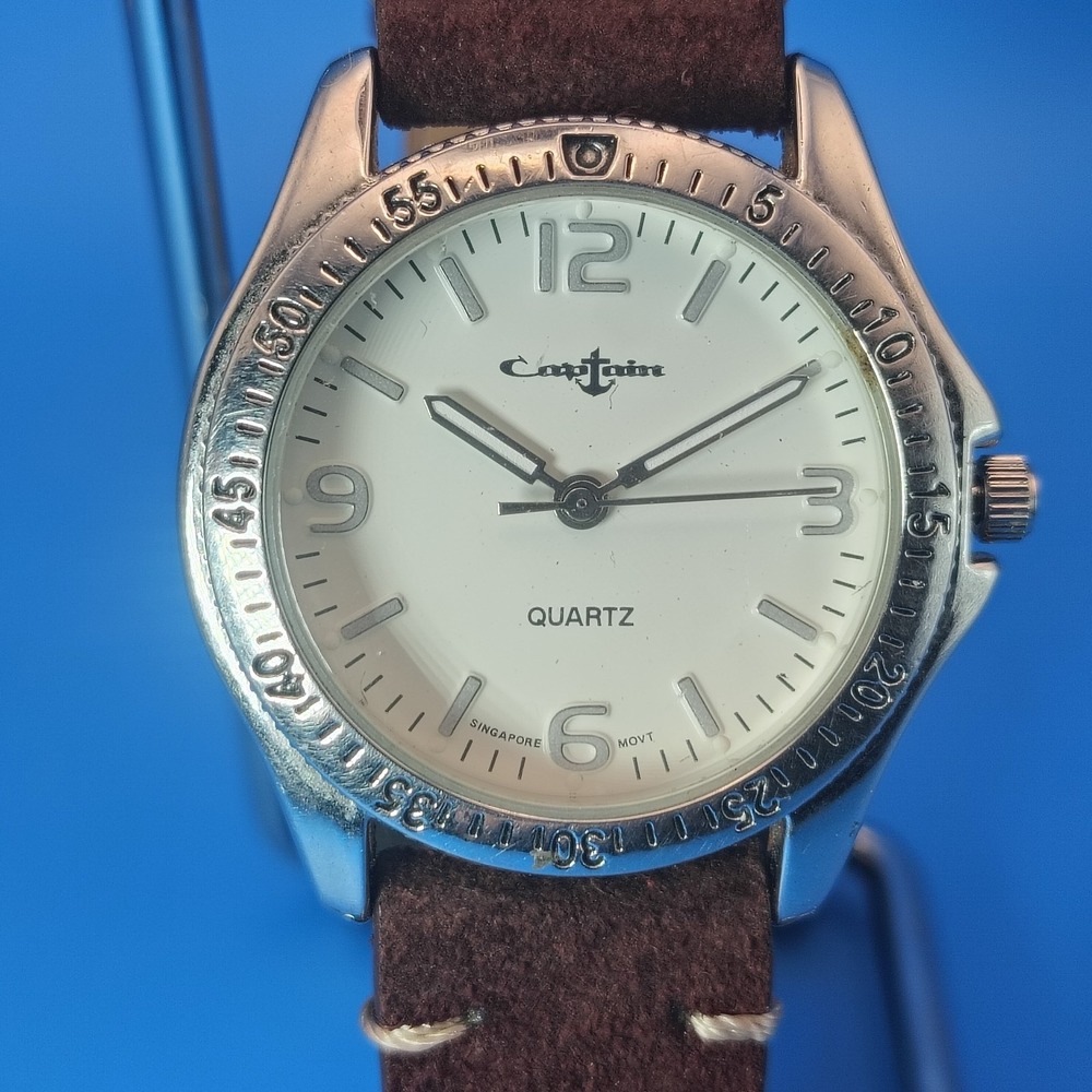 Vintage 2001 Captain 33mm Mens Quartz Watch New Leather Strap Lume Dial Restored